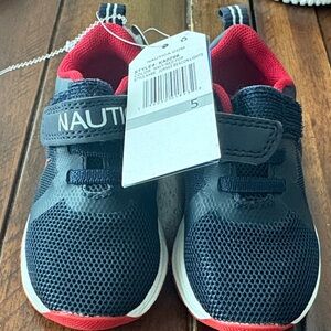 Nautica Kids Navy and Red Lightweight Hook-and-Loop Sneakers